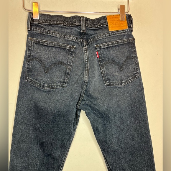 Levi’s | Wedgie Fit Skinny Jeans in Black Wash Sz. 25 - Picture 4 of 5